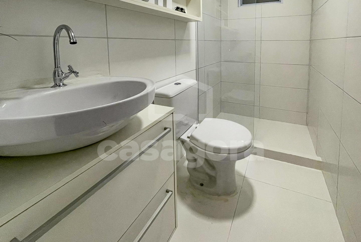 BAnheiro - SAN DONATO